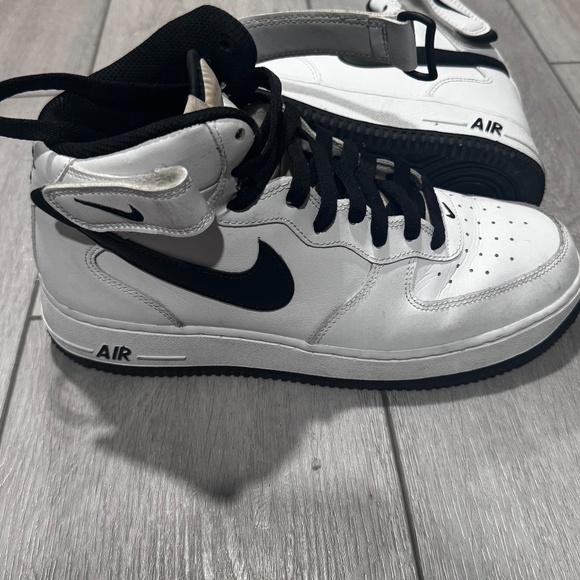 AFI MID WHITE & BLACK - Picture 4 of 9